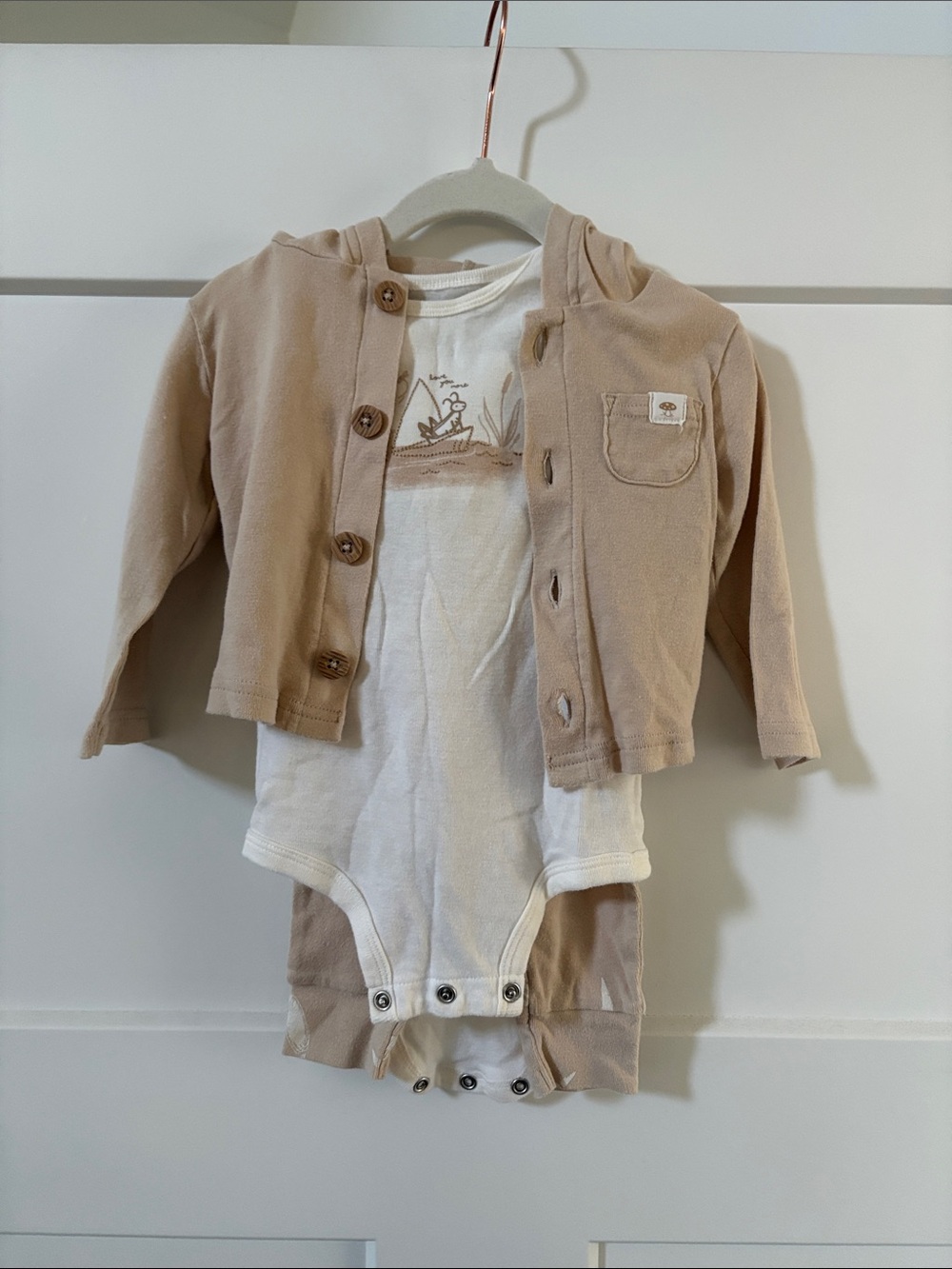Carter’s Neutral Beige Baby Cardigan & Bodysuit and Legging Set 9 Months